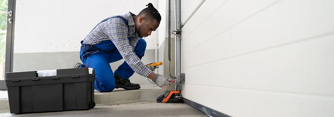 Repair Garage Door Not Closing But Light Flashing in Homer Glen, IL